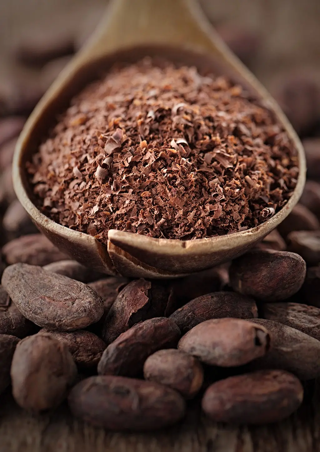 Crunchy cacao nibs rich in antioxidants and pure chocolate flavor